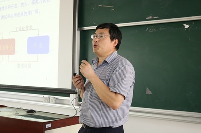 化工學(xué)院2019年推免研究生政策系列宣講會(huì)（第二場(chǎng)）聚焦教學(xué)設(shè)備研究開(kāi)發(fā)